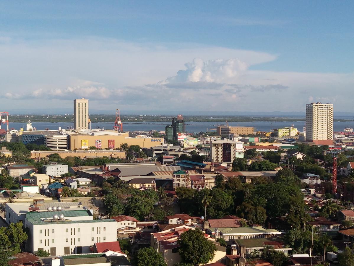 2405 Mabolo Garden Flats Apartment Cebu Ngoại thất bức ảnh